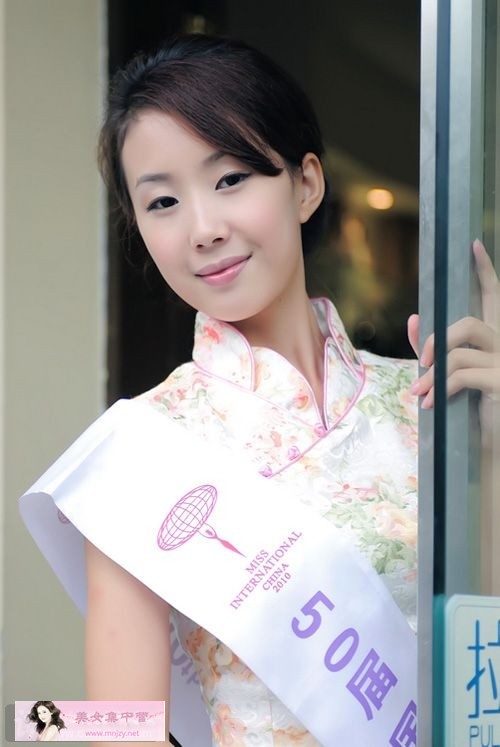 �崿��Ů��������
