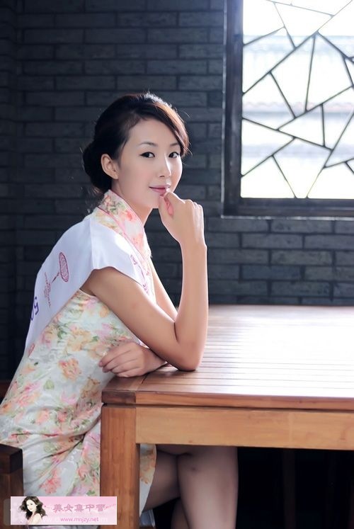 �崿��Ů��������